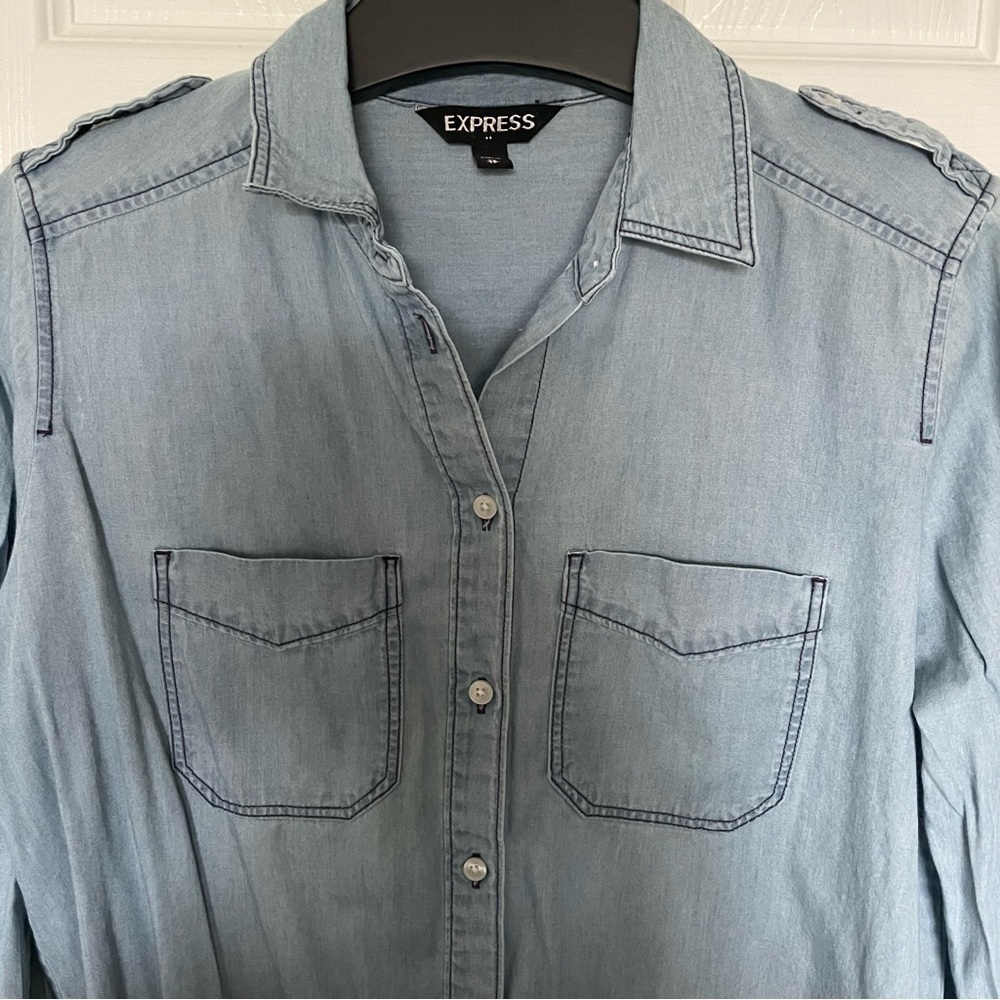 Express Light Wash Denim Boyfriend Shirt XSMALL - Picture 3 of 6